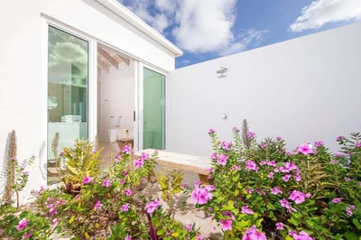 Luxury Villa Photo #7