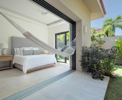 Luxury Villa Photo #25