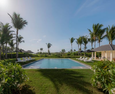 Luxury Villa Photo #8