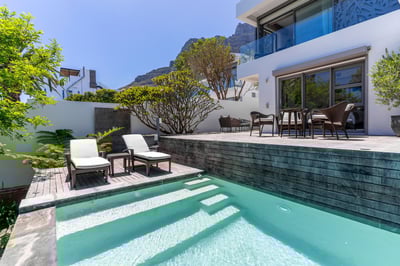 Luxury Villa Photo #3