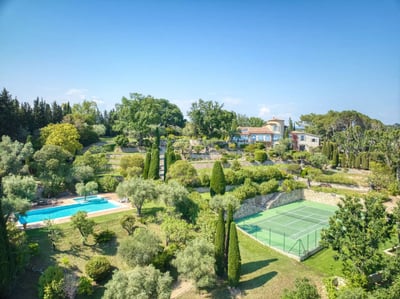 Luxury Villa Photo #5