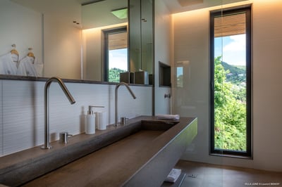 Luxury Villa Photo #50