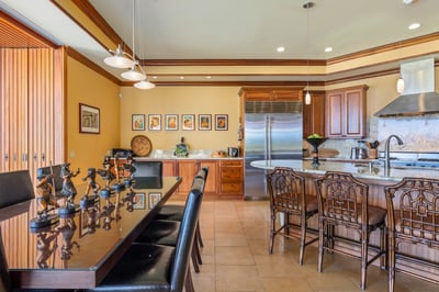 Luxury Villa Photo #15