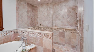 Primary ensuite in upper level
