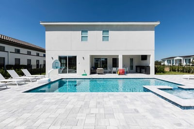 Luxury Villa Photo #3