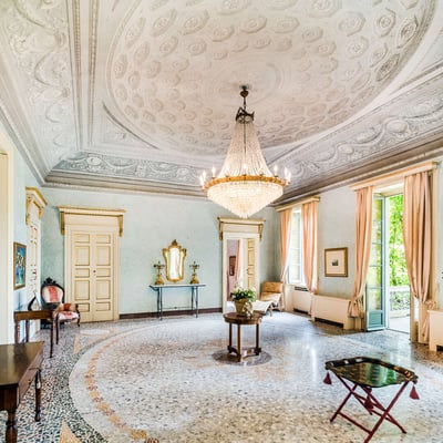 Luxury Villa Photo #8