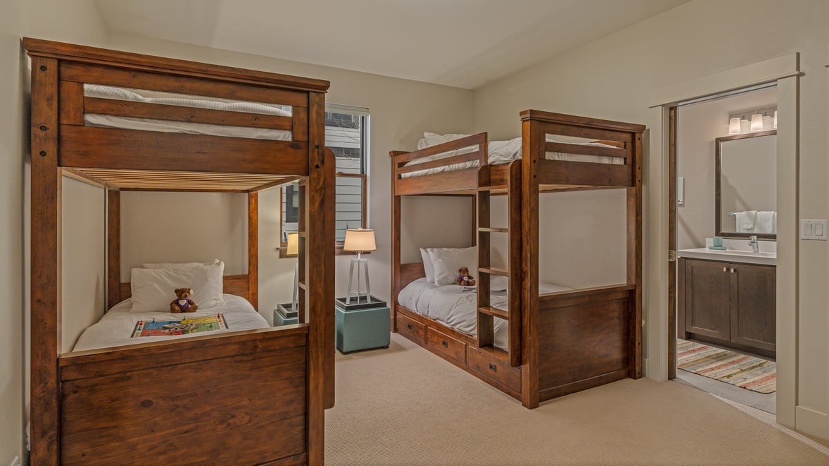 On the Corner at The Shores