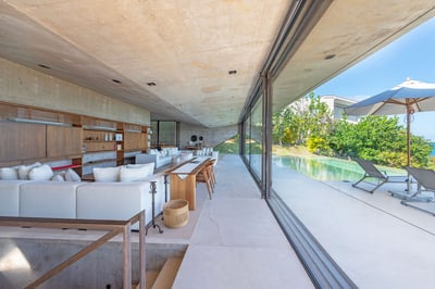 Luxury Villa Photo #28