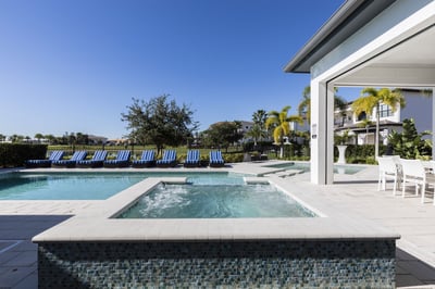 Luxury Villa Photo #10