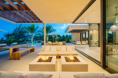 Luxury Villa Photo #35
