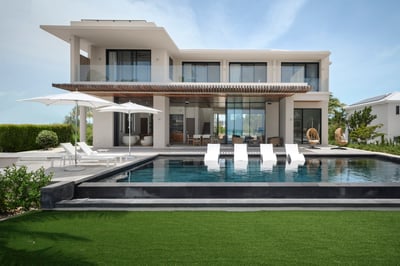 Luxury Villa Photo #2