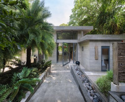 Luxury Villa Photo #11