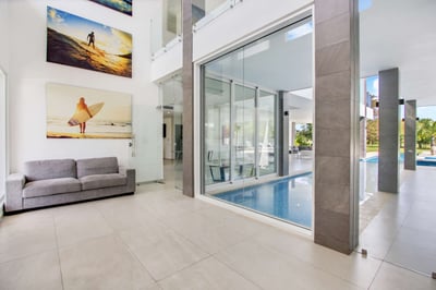 Luxury Villa Photo #29