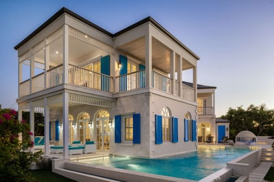 Luxury Villa Photo #3