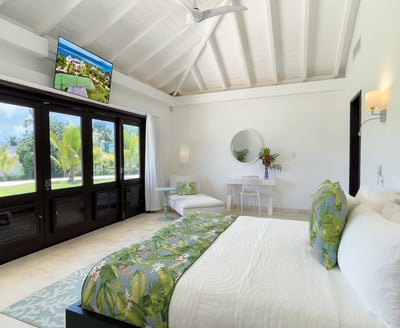 Luxury Villa Photo #14