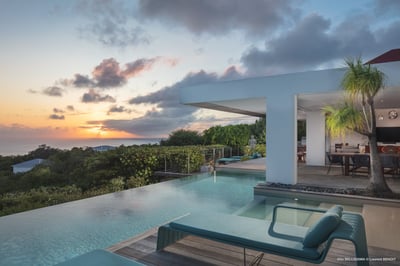 Luxury Villa Photo #8