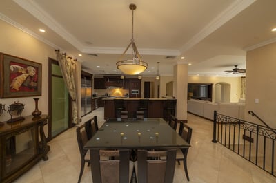 Luxury Villa Photo #28