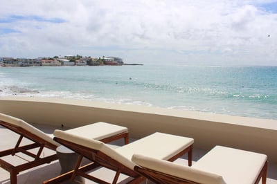 Luxury Villa Photo #2