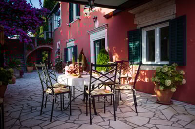 Luxury Villa Photo #23