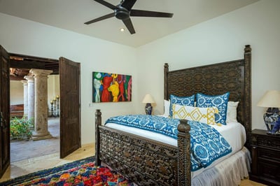 Luxury Villa Photo #41