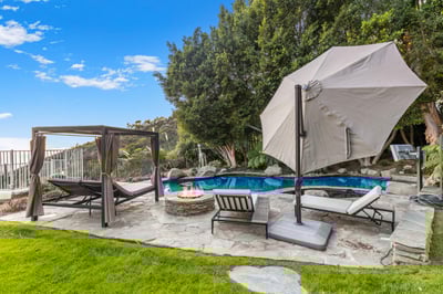 Luxury Villa Photo #6
