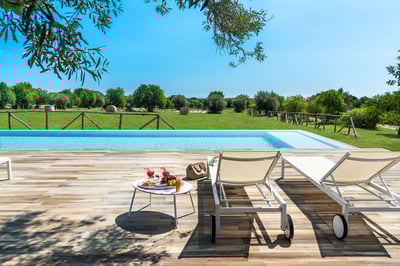 Luxury Villa Photo #4