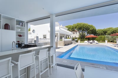 Luxury Villa Photo #10
