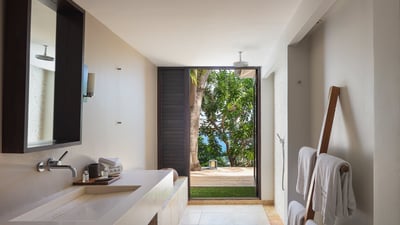 Luxury Villa Photo #46