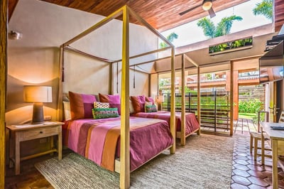 Luxury Villa Photo #23