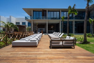 Luxury Villa Photo #6