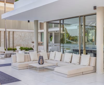 Luxury Villa Photo #11