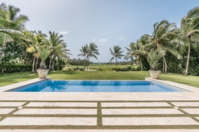 Luxury Villa Photo #4