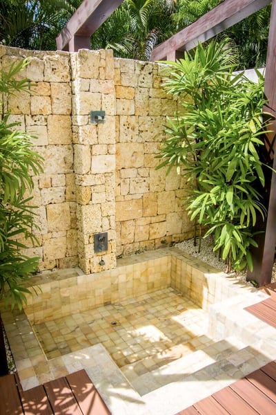 Luxury Villa Photo #32