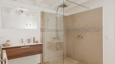 Luxury Villa Photo #48