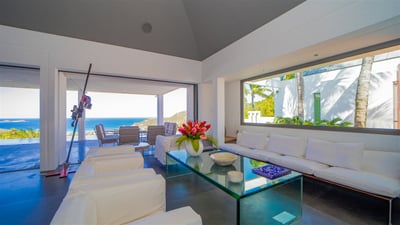 Luxury Villa Photo #39
