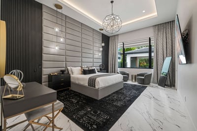 Luxury Villa Photo #78