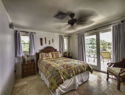 Luxury Villa Photo #15
