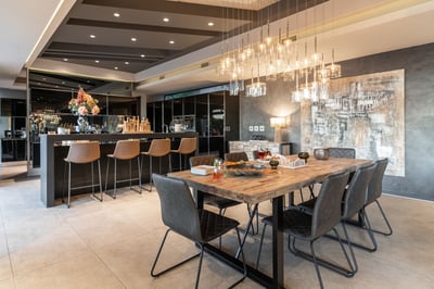 Luxury Villa Photo #28