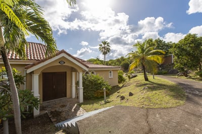 Luxury Villa Photo #46