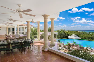 Luxury Villa Photo #10