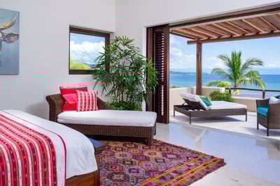 Luxury Villa Photo #41