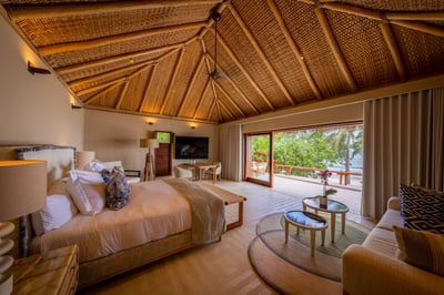 Luxury Villa Photo #48