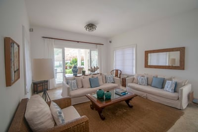 Luxury Villa Photo #16