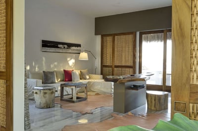 Luxury Villa Photo #19
