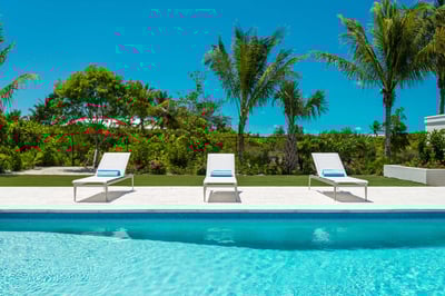 Luxury Villa Photo #6