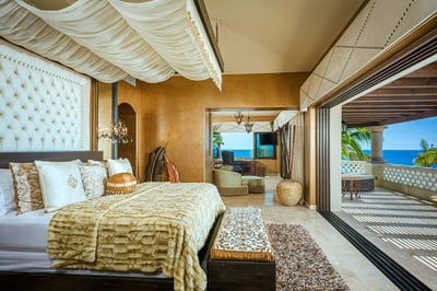 Luxury Villa Photo #29