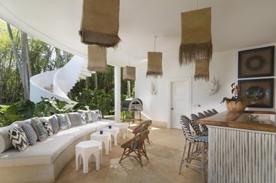 Luxury Villa Photo #8