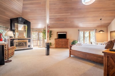 Luxury Villa Photo #35