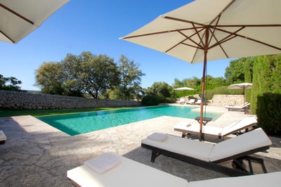 Luxury Villa Photo #5