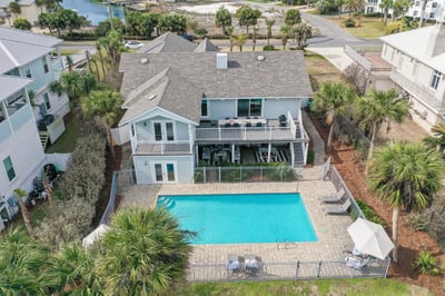 Luxury Villa Photo #2